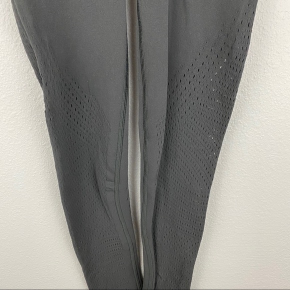 Lululemon • Reveal 7/8 Tight Digi Rain - Picture 3 of 9